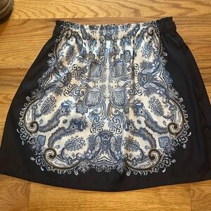 Women’s satin dressy skirt formal size medium fancy great quality